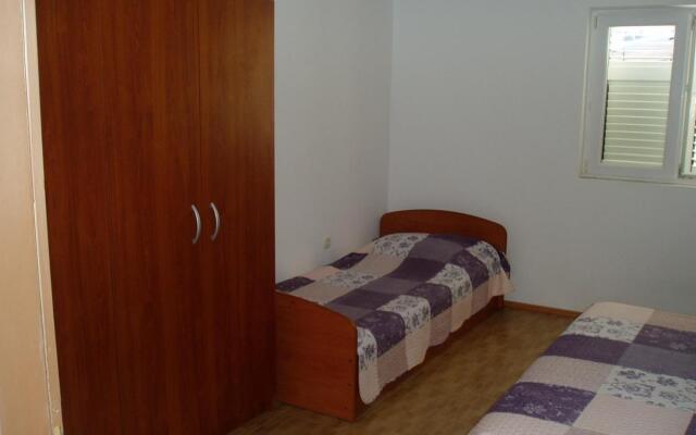 Vjenceslava - with parking - A2(3+2)
