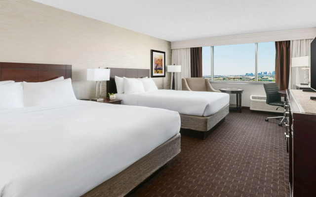 Crowne Plaza Phoenix Airport - PHX by IHG