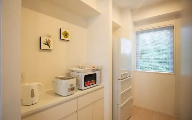 LaLacourt Seaside YAGAJI 2D