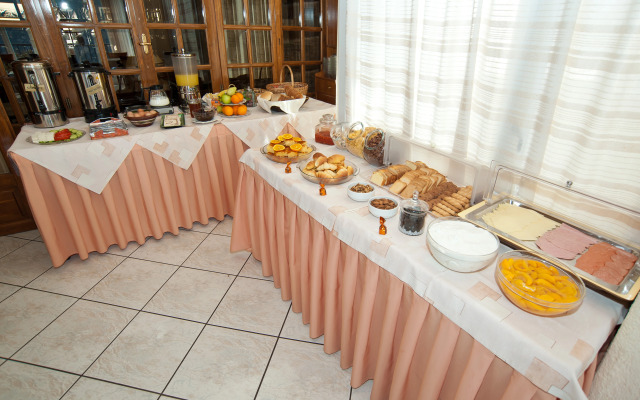 Hermes Delphi Hotel