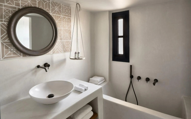 Vedema, a Luxury Collection Resort, Santorini