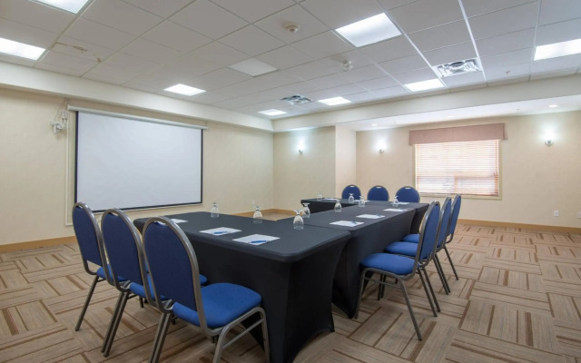 Four Points by Sheraton Saskatoon
