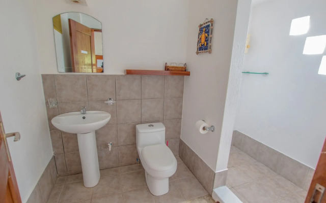 Bamboo Bungalow Resthouse