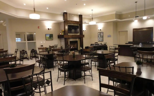 Ramada Emerald Park/Regina East