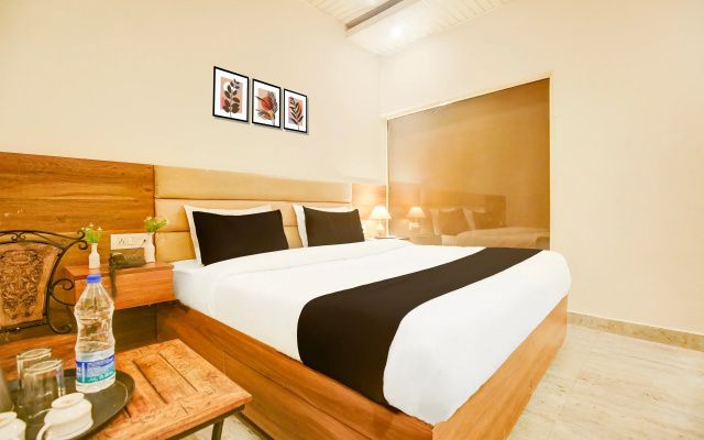 OYO 9159 Hotel Royal Woodslark