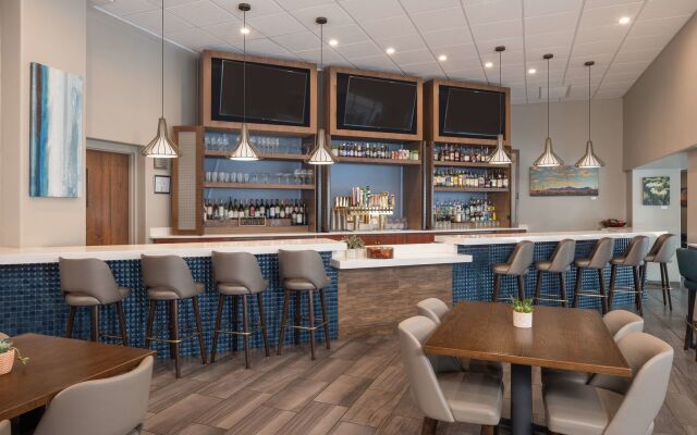 Embassy Suites by Hilton Tucson East