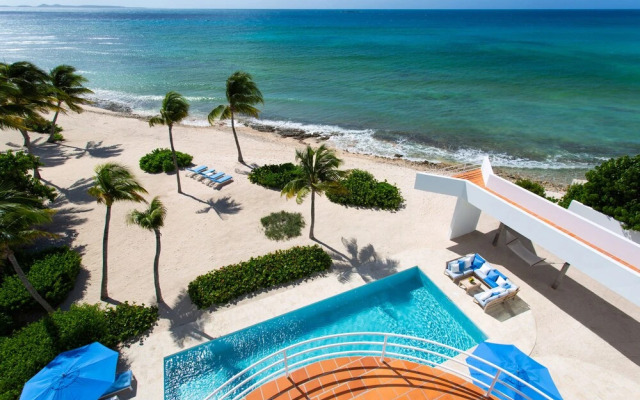 Altamer Resort