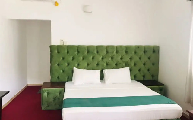 Kandy Blue Luxury Guesthouse