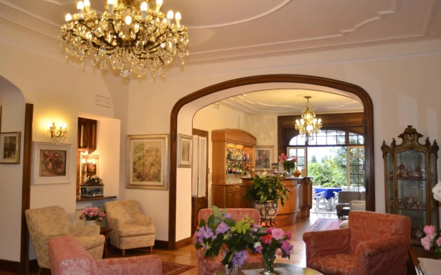 Hotel Royal