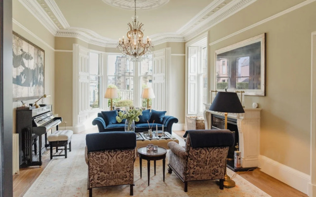 Private and Prestigious Luxury Home