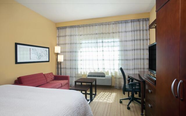 Courtyard Homestead Marriott