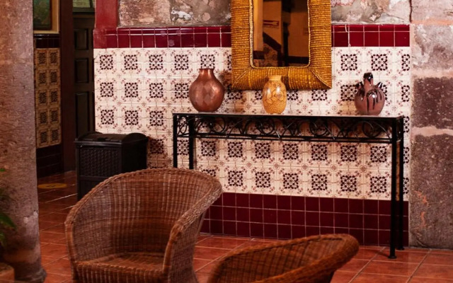 Hotel El Carmen - Morelia