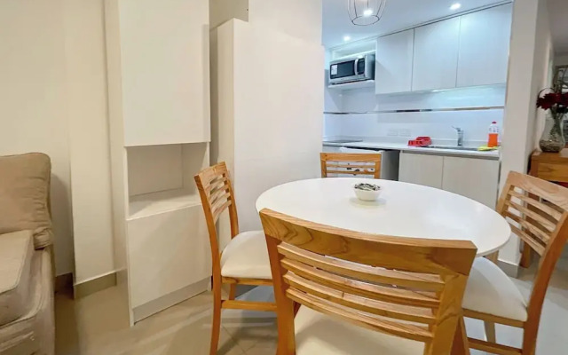 Studio With Pool and Balcony In San Telmo