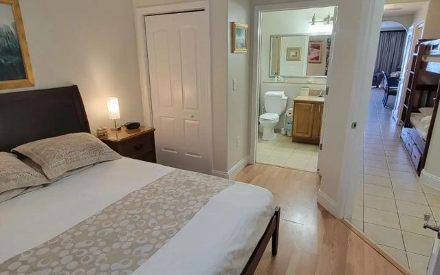 Lakeview Condo Hotel near Disney