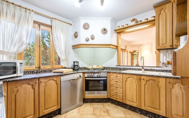 Gual house with private pool