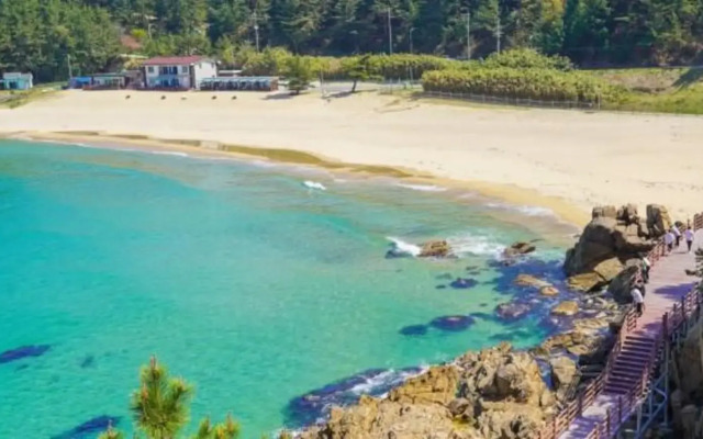 Yangyang Badaae Geolinbeol Pension