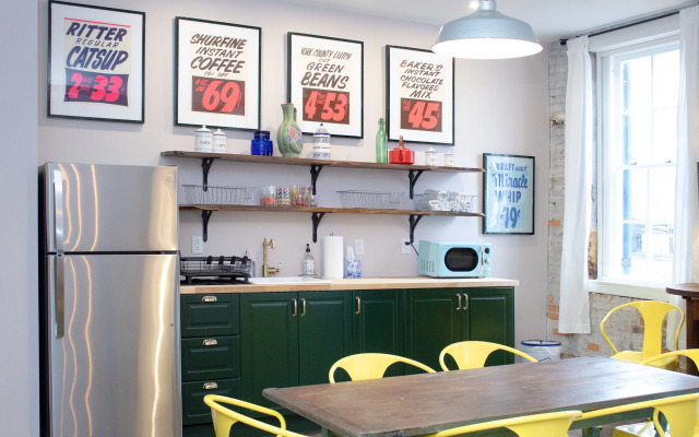 Bischoff Inn - Former 1870 Furniture Factory Now 5 Room Boutique Hotel