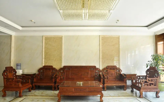 Lingshi Jinjiang Express Hotel
