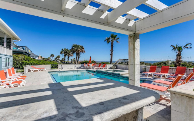 -Under The Sea (8 Bdrm / 7 Bath, Sleeps 22)