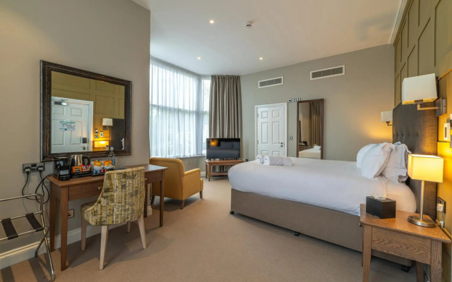The Ro Hotel
