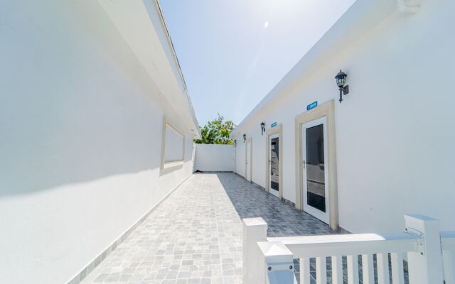 Le Bleu Bed and Breakfast