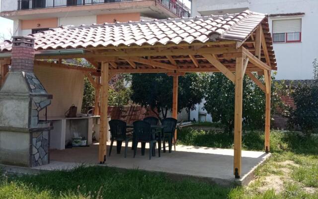 Elea House