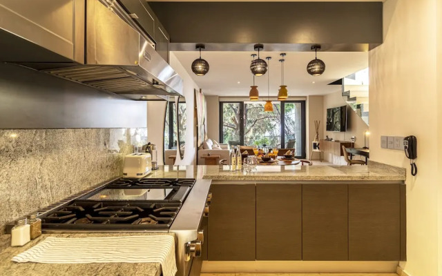 Casa Tenancingo by Kukun