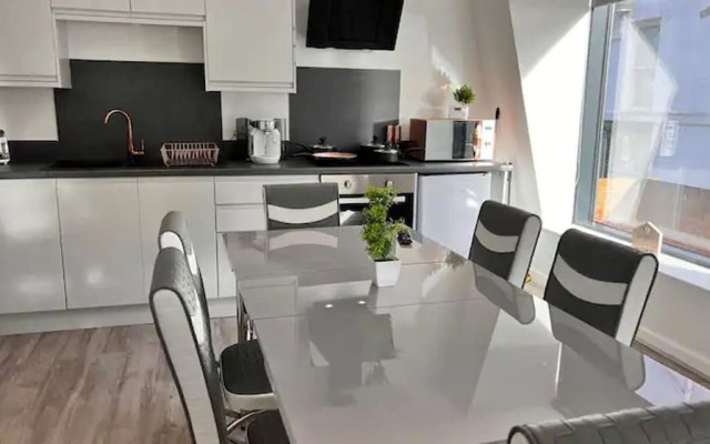 Immaculate 2-bed Apartment in Liverpool