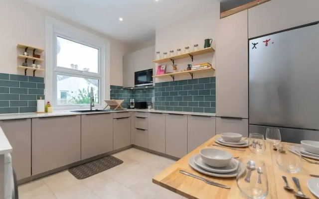 Host Stay The Westbourne Apartment