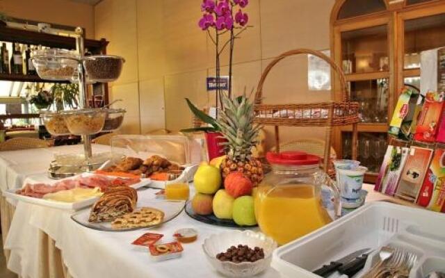 Hotel Ristorante Miralago