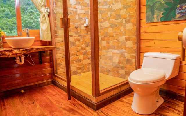 Heimatlos Rainforest Lodge