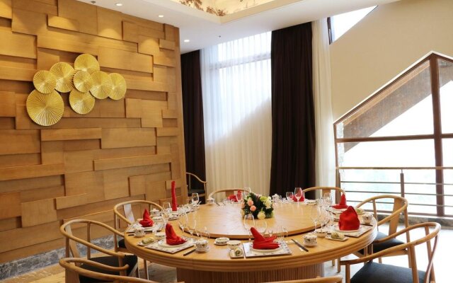 Arcadia International Resort Hotel