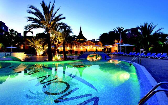 Oliva Nova Beach & Golf Hotel
