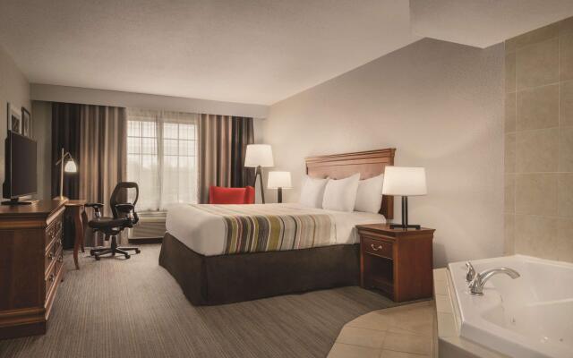 Country Inn & Suites by Radisson, Valparaiso, IN