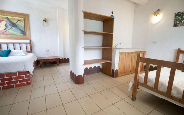 Eco Hotel Uxlabil Atitlan
