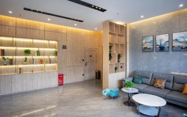 GreenTree Inn Express Hotel (Shanghai Aerospace City Xindu Road)