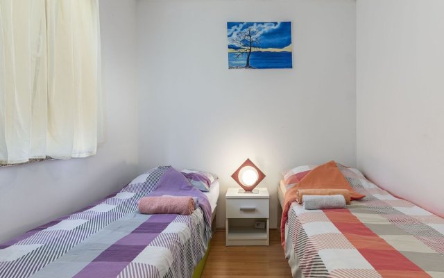 Holiday house for 4-5 persons with private pool near Rovinj