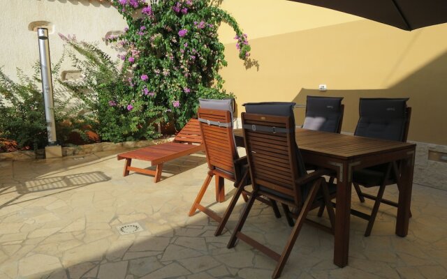Mimoza Old Town Pula Apartments