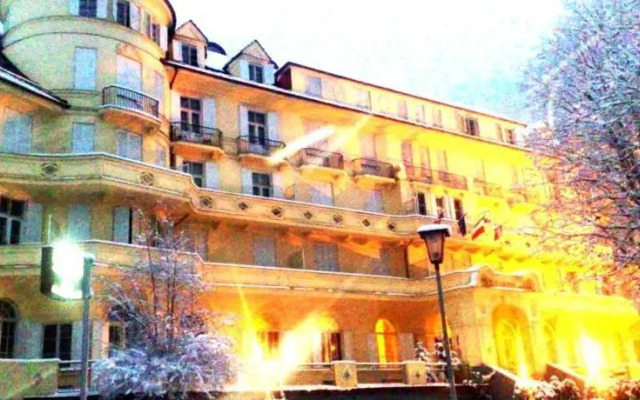 Palast Wellness Hotel