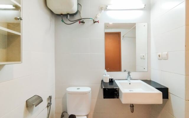 Simply And Comfy Studio Room Apartment Beverly Dago