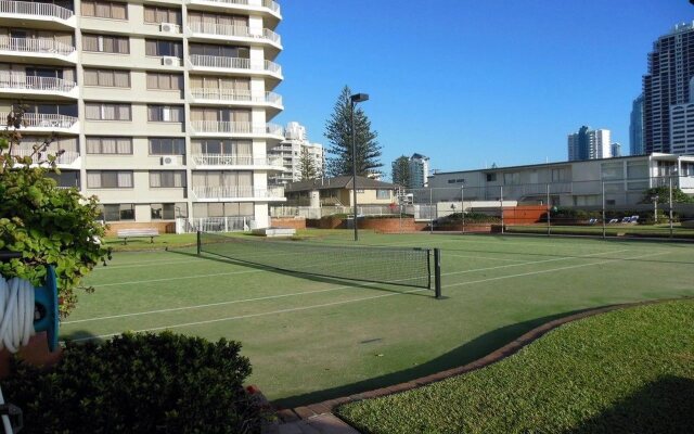 Breakers North Absolute Beachfront Apartments