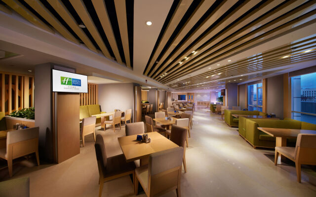Holiday Inn Express Zhengzhou Airport by IHG