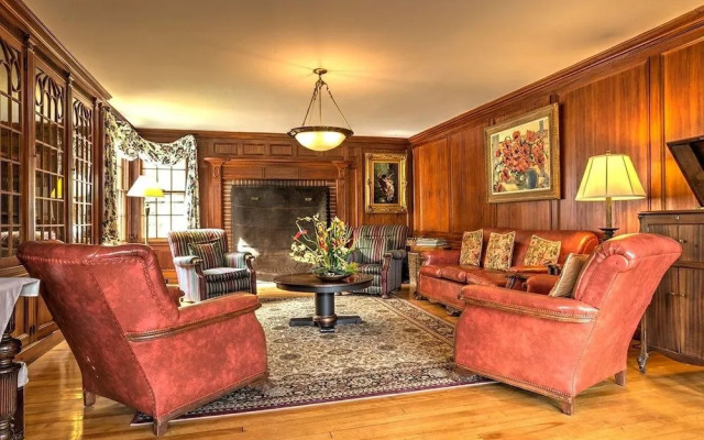 Blackberry River Inn