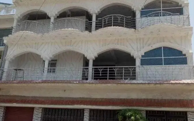 SPOT ON 92270 Sana Guest House