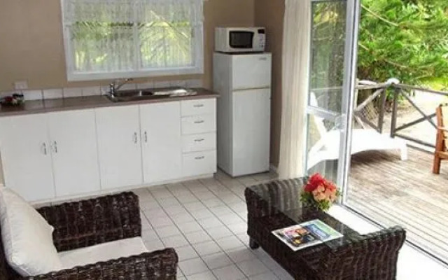 Manea Beach Villas