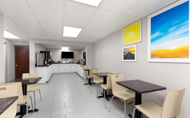 Days Inn by Wyndham Harrisonburg