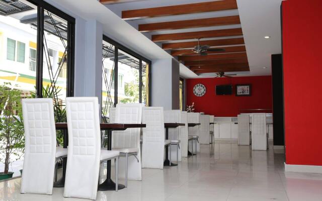 PJ Patong Resortel