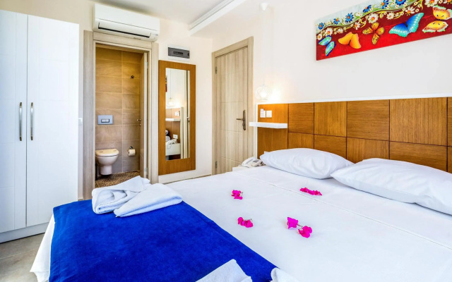 Oreo Hotel