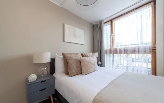 Spacious 4 bed flat in Chelsea