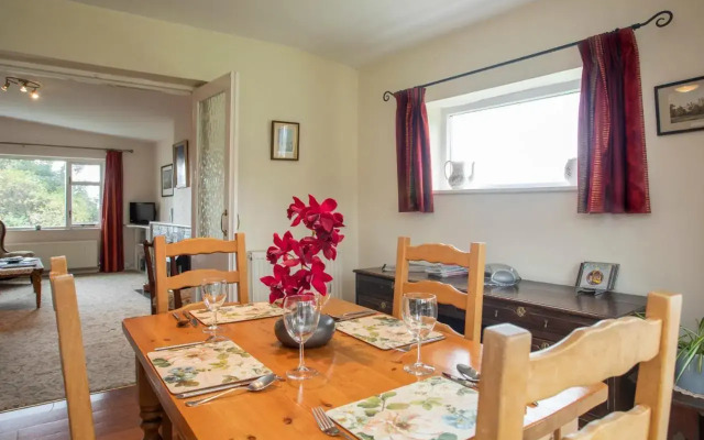 Brynbach at Brynhyfryd